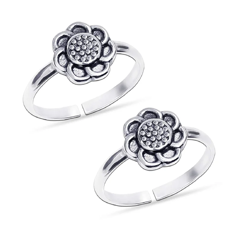 Rings with pave-set gemstones for brilliance -925 Sterling Silver Antique Flower Toe Ring for Women