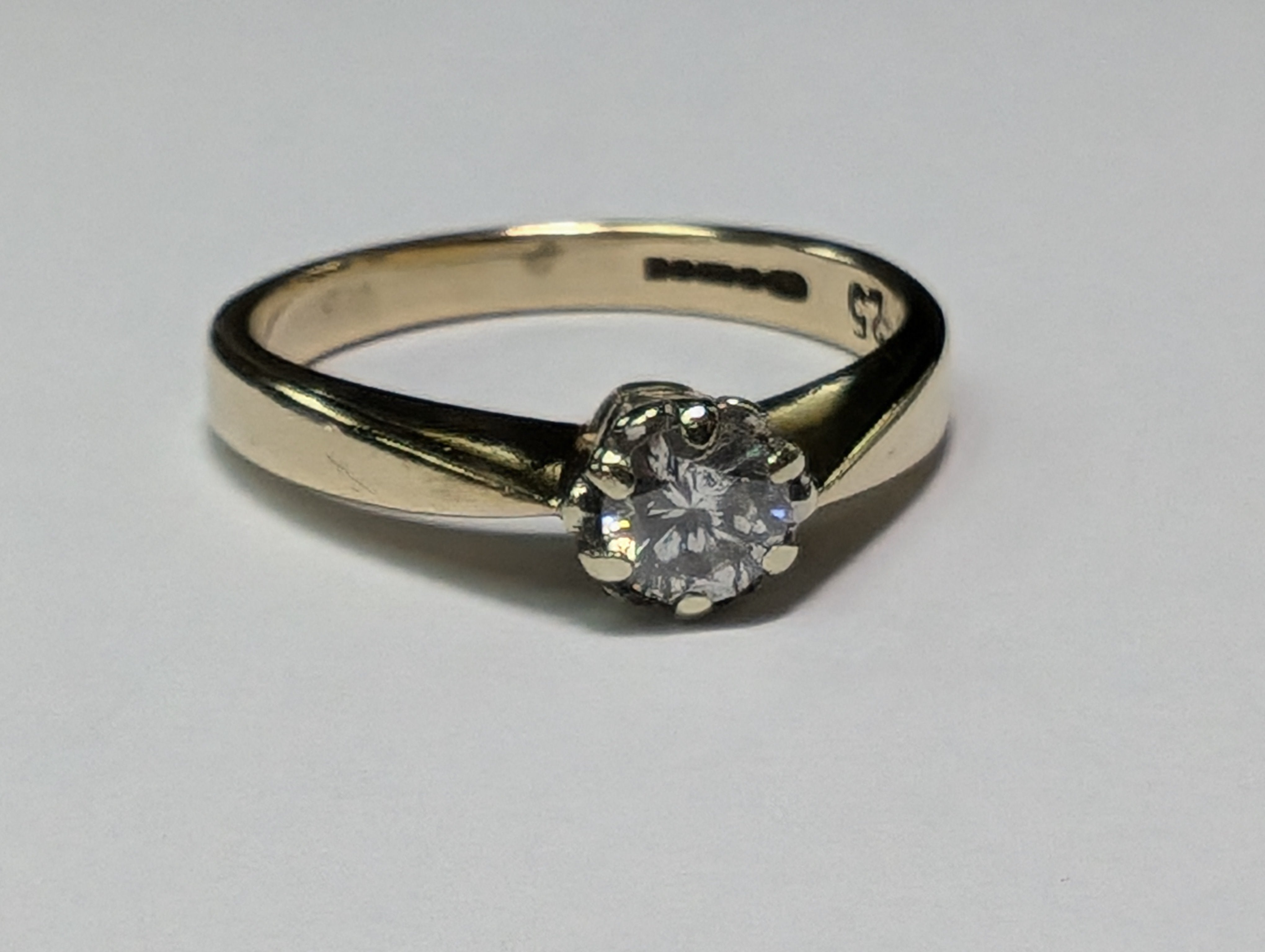 Dainty rings with subtle engraved star motifs -9CT GOLD DIAMOND RING .25CT SIZE J PRESTON STORE