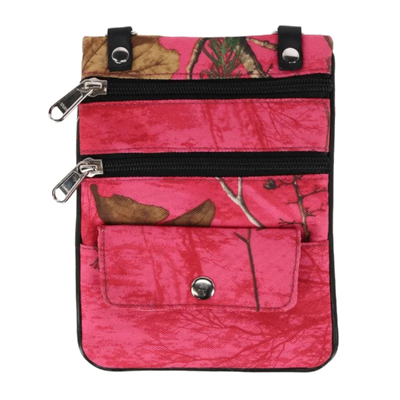 CTM® Women's Realtree Camo Cross Body Bag