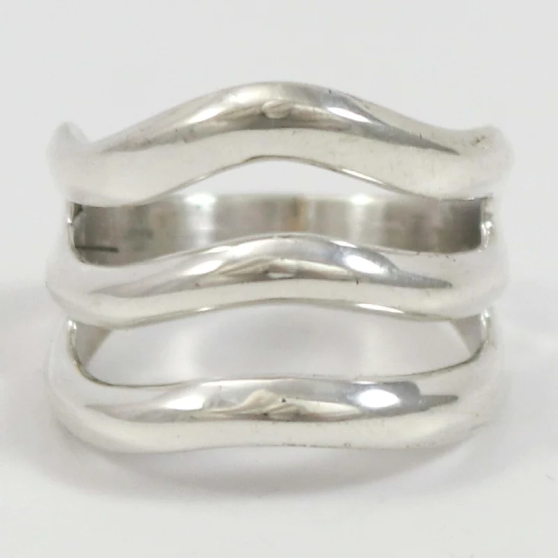 Dainty rings with subtle engraved star motifs -Silver Split Band Ring