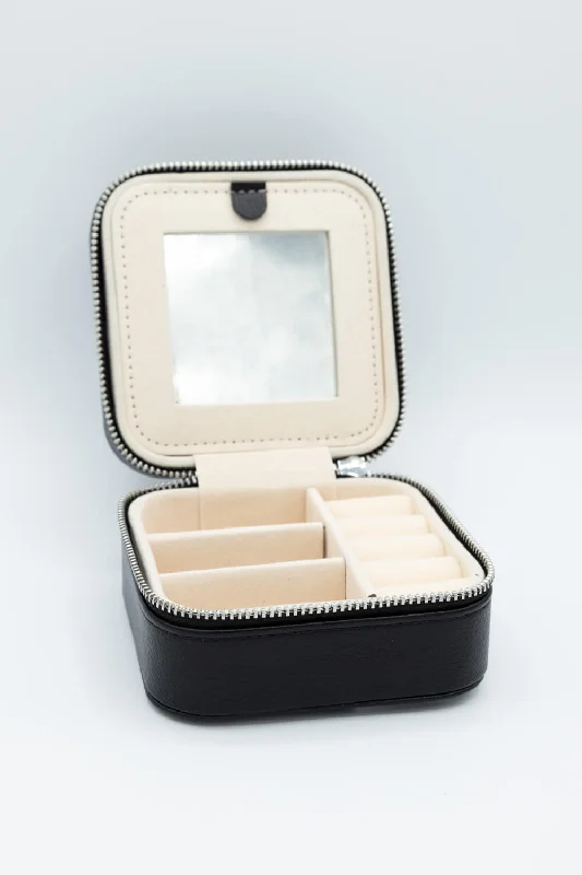 Simply Southern Small Jewelry Box Case in Black | 0224-BAG-LTHR-JWLCASE-BLACK