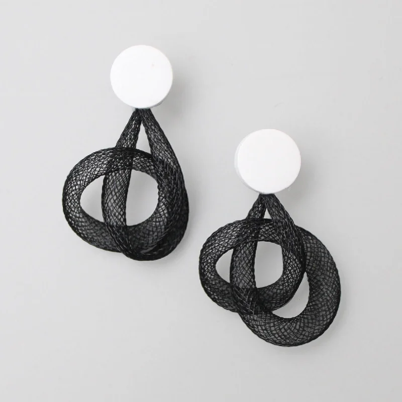 Small hoop earrings for a delicate and understated everyday wear-Black Mesh Abstract Earrings