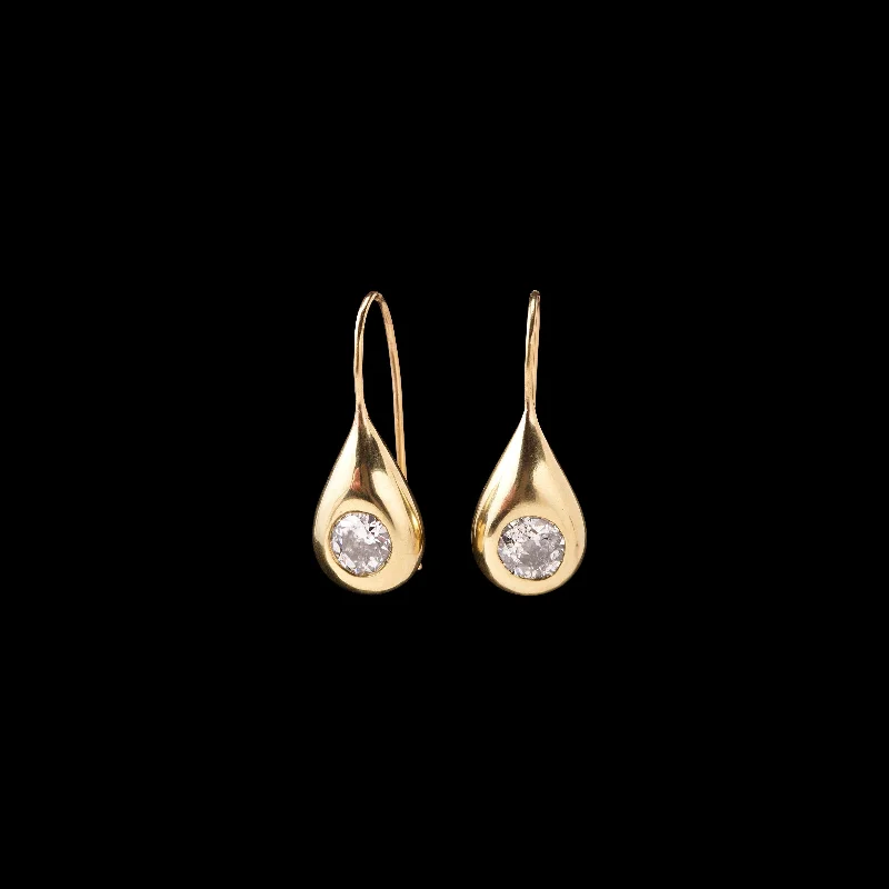 Best hoop earrings with geometric triangle shapes for a modern, chic design-Solitaire DiamondTeardrop Earring