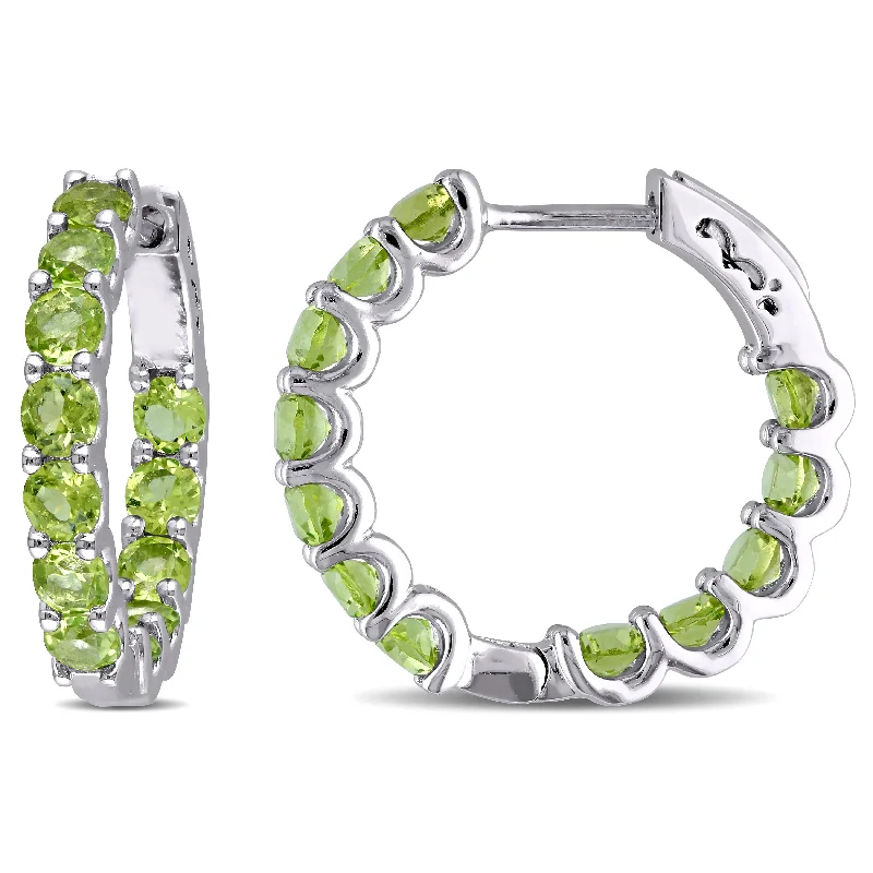 Hoop earrings with oversized pearl accents for a statement-making look-Mimi & Max 3 4/5ct TGW Peridot Inside Outside Hoop Earrings in Sterling Silver